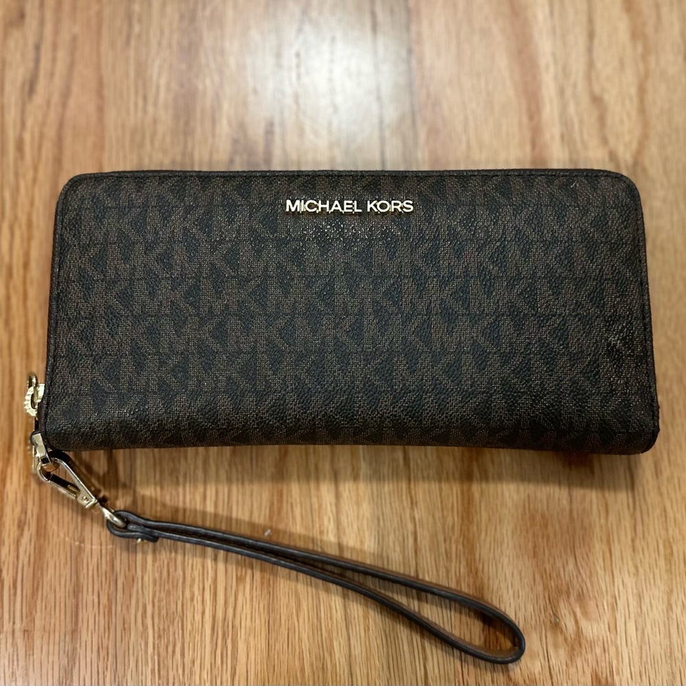 Michael Kors Wallet brown